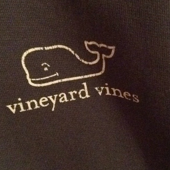 Vineyard Vines  1/4 zip - Picture 2 of 6